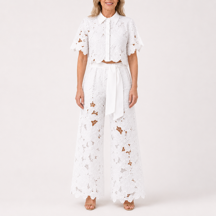 Ensemble deux pièces blanc en broderie ajourée, vue de face