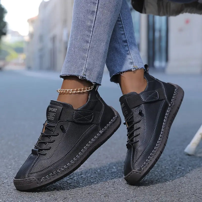 Baskets pied large à enfiler pour femme – noir